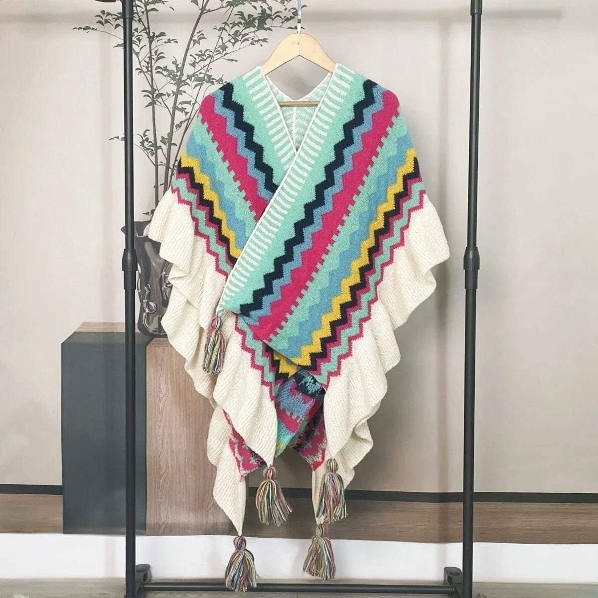 Women Ethnic Style Poncho Capes Ladies Fashion Stripe Colorful Knit Oversized Poncho Wrap Fringed Shawl Bohemian